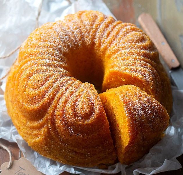 Torta Di Carote Con L Olio Di Oliva Il Trucco Per Un Dolce Super Soffice E Ricco Di Vitamine Pronto In 15 Minuti Piu Donna