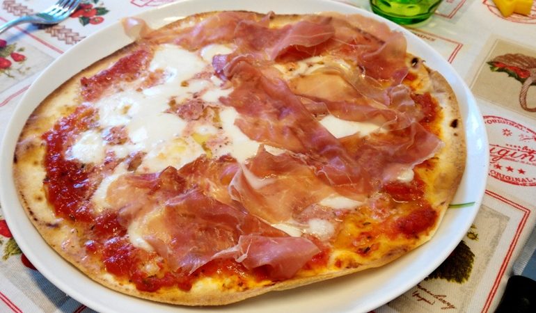 La Piadizza Ed Il Crescione Romagnolo Cambiamo La Piadina Ecco I Trucchi Per Prepararli All Ultimo Momento Piu Donna